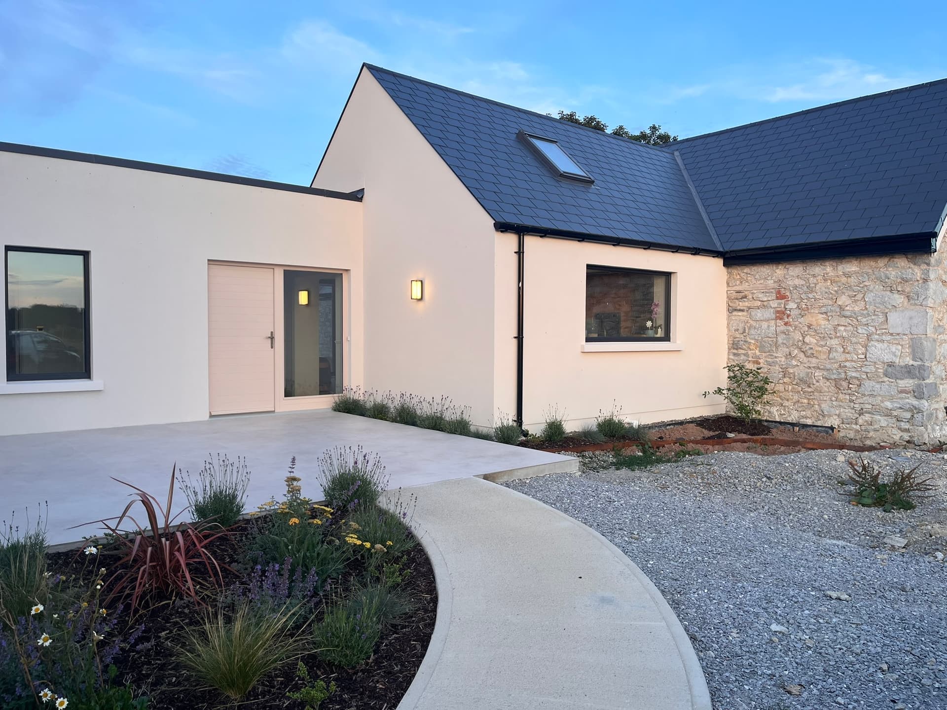 Beautifully Renovated Country House Near Adare – Sleeps 10